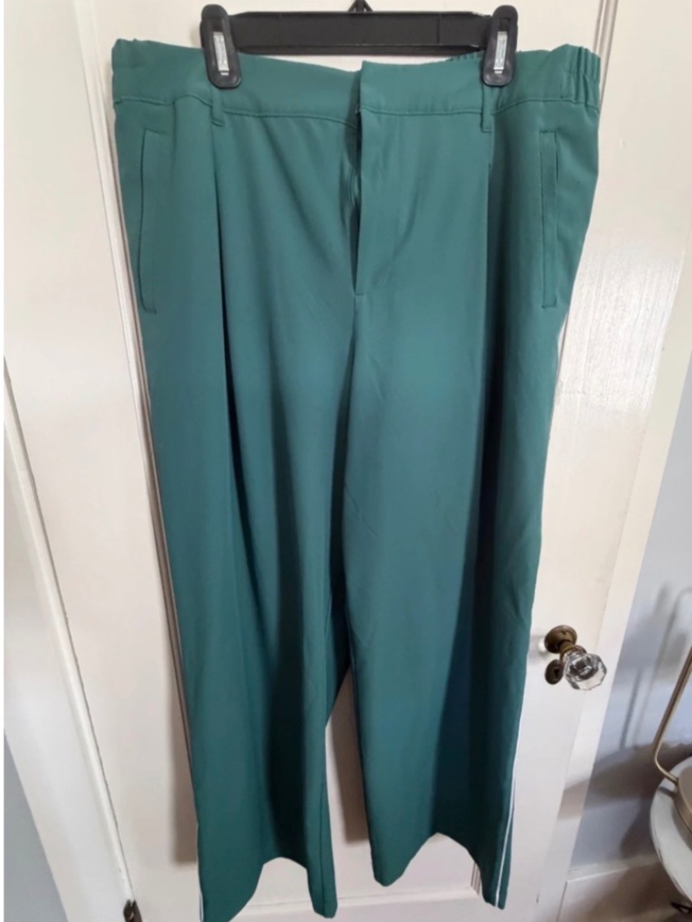 Track pants/slacks, all in motion, size XL